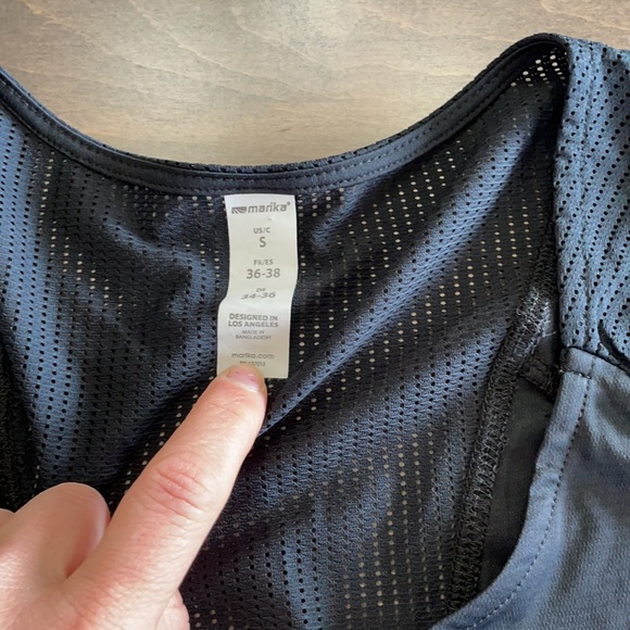 Athletic black tshirt with mesh back - Picture 5 of 5